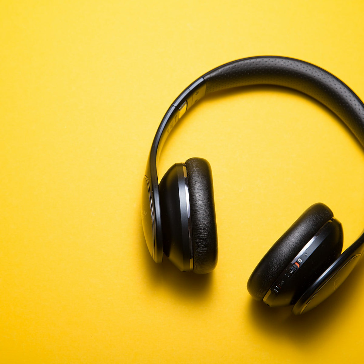Over-Ear Bluetooth Headphones
